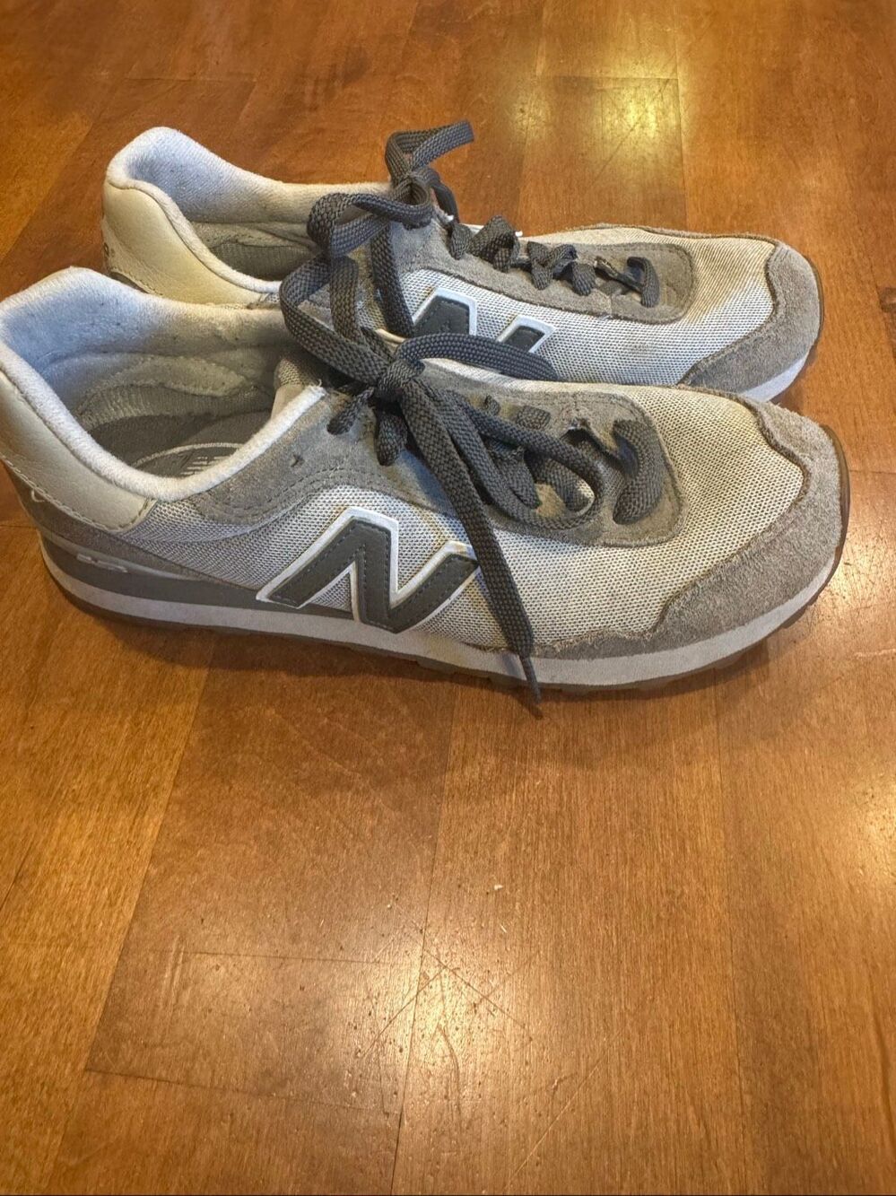 New Balance 515 ML515AHC Gray Suede Sneakers Men’s 7 Women’s 8.5 Retro